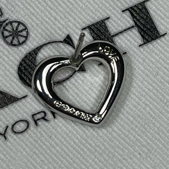 RARE COACH NEVER WORN SILVER OPEN HEART EARRINGS - Picture 6 of 10